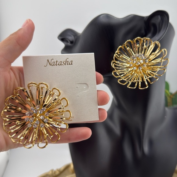 Statement Gold Flower Earrings with Cubic Zirconia – Bold Bloom Design - Picture 9 of 10